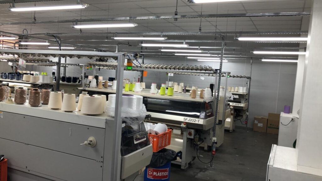 Fábrica de golas e punhos de alta qualidade com preços imbatíveis Golas e Punhos de Qualidade